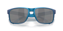 Koop de Oakley Holbrook XL Matte Cyan Blue Colorshift Prizm Black Polarized veilig en snel bij Revert 95 online of kom hem passen in de winkel in Haarlem.