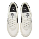 Koop de New Balance NM 440 V2 Sea Salt Black en snel bij Revert 95 online of kom hem checken in de winkel in Haarlem.