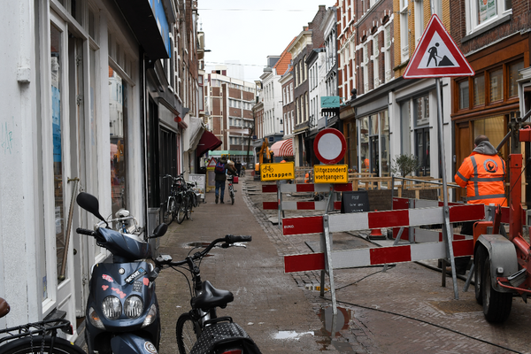 De Kleine Houtstraat op de schop, de winkels blijven top!