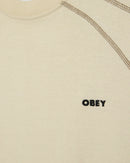 Obey Contrast Stitch Tee Silver Birch, t-shirt van 100% cotton met rib neckband, contraststiksels en geborduurde Obey branding, relaxed fit, maten S-XXL, verkrijgbaar bij Revert 95 Haarlem