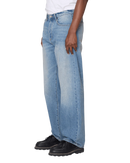 Obey Boxcar Straight Leg Denim in Heavy Vintage Indigo, 100% cotton 13.5 oz heavyweight denim relaxed fit straight leg jeans met 5-pocket design buttons en rivets met Obey lettering sewn-on eyes patch en deep blue vintage wash met fade-outs, verkrijgbaar bij Revert 95 Haarlem