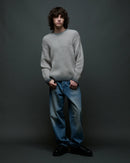 Obey Ian Faded Wash Sweater in de kleur Grey Faded Wash, verkrijgbaar bij Revert 95 Haarlem