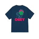 Koop de Obey world in flames classic tee veilig en snel bij Revert 95 online of kom hem checken in de winkel in Haarlem.