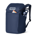 YETI Daytrip 20L Insulated Backpack in Classic Navy, geïsoleerde backpack koeler met ColdCell Flex Insulation leakproof liner easy-open zipper padded shoulder straps zippered lid pocket front stash pocket dual side pockets 33 blikjes capaciteit compatible met YETI Ice Sheets en Food Storage, verkrijgbaar bij Revert 95 Haarlem