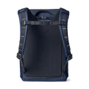YETI Daytrip 20L Insulated Backpack in Classic Navy, geïsoleerde backpack koeler met ColdCell Flex Insulation leakproof liner easy-open zipper padded shoulder straps zippered lid pocket front stash pocket dual side pockets 33 blikjes capaciteit compatible met YETI Ice Sheets en Food Storage, verkrijgbaar bij Revert 95 Haarlem
