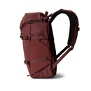YETI Ranchero Everyday Carry Backpack Stag Dark Red, rugzak van TuffSkin nylon met RipZip opening en GroundControl basis, verkrijgbaar in 22L en 27L, verkrijgbaar bij Revert 95 Haarlem
