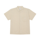 Obey Alan Woven Unbleached Multi, gestreept seersucker overhemd van 100% cotton met button front closure, borstzak en geborduurd Obey logo, relaxed fit, maten S-XXL, verkrijgbaar bij Revert 95 Haarlem