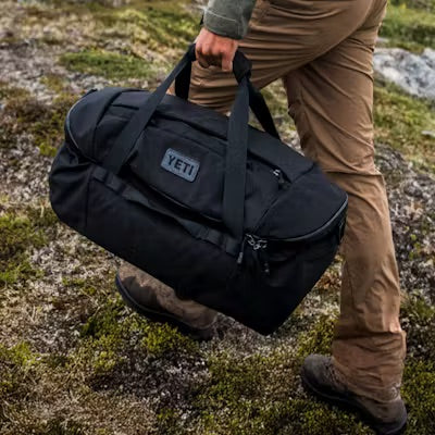 Yeti Crossroads Duffel 40L – duurzame waterafstotende duffeltas van 700D nylon in compact 40L-formaat met afneembare schouderbanden