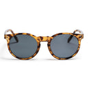 CHPO Brand Côte Des Basques zonnebril in Leopard Black, 100% gerecycled plastic rond small medium fit unisex zonnebril 46mm met luipaardprint montuur en UV400 bescherming vernoemd naar het surfstrand in Biarritz, verkrijgbaar bij Revert 95 Haarlem