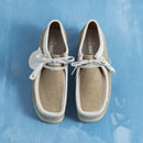 Clarks Originals Wallabee Maple Stripe suède schoen in maple kleur met crêpezool en stripe detail