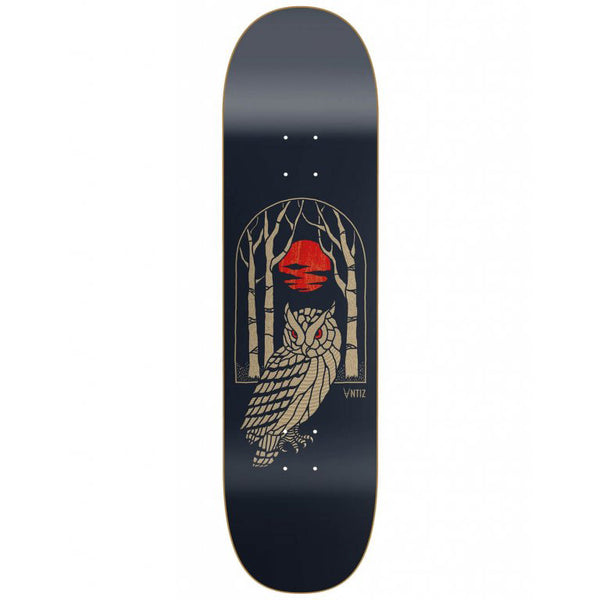 Bestel de Antiz Skateboards Icon Owl Navy snel, gemakkelijk en veilig bij Revert 95. Check onze website voor de gehele Antiz collectie of kom gezellig langs bij onze winkel in Haarlem.