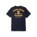 Dark Seas Regimen Blind Stitch T-Shirt in Heather Navy, relaxed fit tee van 55% gerecycled katoen 45% gerecycled polyester met contrast blind stitching bij mouw en onderzoom en 7/8 inch neckrib, verkrijgbaar bij Revert 95 Haarlem