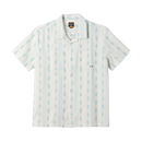 Dark Seas Breezy Short Sleeve Shirt in Moss, lichtgewicht cotton dobby woven shirt met relaxte camp collar button-up front en enkelvoudige borstzak, verkrijgbaar in Moss en Off White bij Revert 95 Haarlem