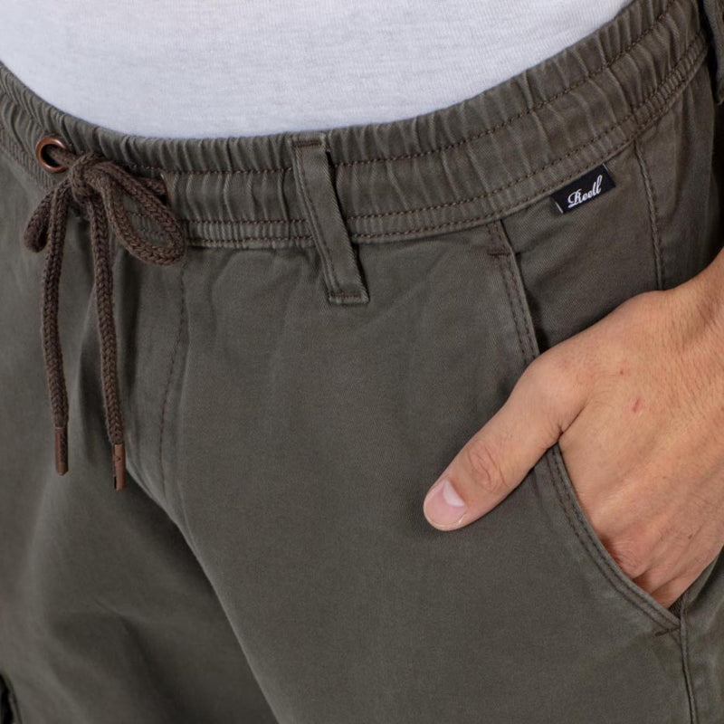 Bestel de Reell Denim Reflex Easy Cargo Olive veilig, gemakkelijk en snel bij Revert 95. Check onze website voor de gehele Reell Denim collectie, of kom gezellig langs bij onze winkel in Haarlem.	