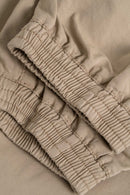 Reell Reflex Original Light Weight broek, lichtgewicht Flex Twill tapered fit met vijf-pocket design en elasticated drawstring waistband verkrijgbaar in Light Olive en Deep Black, verkrijgbaar bij Revert 95 Haarlem
