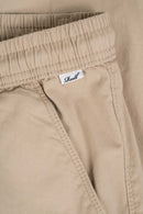 De Reell Reflex Cargo LW bij Revert 95. Lichtgewicht Flex Twill, tapered fit en vier zakken. Verkrijgbaar in Black, Light Olive en Beige. Bestel online of haal af in Haarlem.