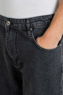 Reell Solid Zero’s Stone Black – straight fit jeans in zwarte stone wash met subtiele fading en 5-pocket design