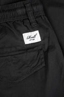 De Reell Reflex Cargo LW bij Revert 95. Lichtgewicht Flex Twill, tapered fit en vier zakken. Verkrijgbaar in Black, Light Olive en Beige. Bestel online of haal af in Haarlem.