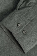 Reell Denim Nordic Shirt Dark Olive, flanel overhemd met knoopsluiting en Script Logo label, regular fit, maten S-XL, verkrijgbaar bij Revert 95 Haarlem
