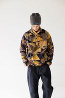 Kavu Teannaway Fleece Sweater in Angle Wood, detail ritszak