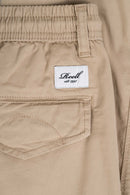 De Reell Reflex Cargo LW bij Revert 95. Lichtgewicht Flex Twill, tapered fit en vier zakken. Verkrijgbaar in Black, Light Olive en Beige. Bestel online of haal af in Haarlem.