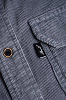 Reell Denim Dual Cord Shirt, overhemd van 200gsm 16-wale corduroy met twee borstzakken en geweven label op de schouder, rechte pasvorm, verkrijgbaar in zes kleuren, maten S-XL, verkrijgbaar bij Revert 95 Haarlem