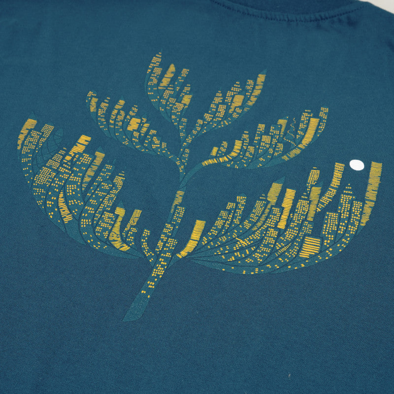 Bestel de Magenta DOWNTOWN TEE - PETROL BLUE veilig, gemakkelijk en snel bij Revert 95. Check onze website voor de gehele Magenta collectie, of kom gezellig langs bij onze winkel in Haarlem.	