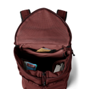 YETI Ranchero Everyday Carry Backpack Stag Dark Red, rugzak van TuffSkin nylon met RipZip opening en GroundControl basis, verkrijgbaar in 22L en 27L, verkrijgbaar bij Revert 95 Haarlem