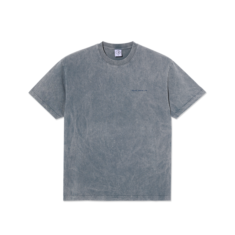 Polar Skate Co Acid Tee IOTIT – T-shirt van 100% katoen met acid-wash afwerking en artistieke “IOTIT” frontprint.