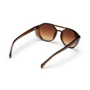 CHPO Brand Rickard zonnebril, 100% gerecycled plastic medium fit unisex wrap-around zonnebril 54mm met gepolariseerde glazen en UV400 bescherming verkrijgbaar in Matte Black Black Green Coffee Brown Navy Rainbow Mirror en White, verkrijgbaar bij Revert 95 Haarlem