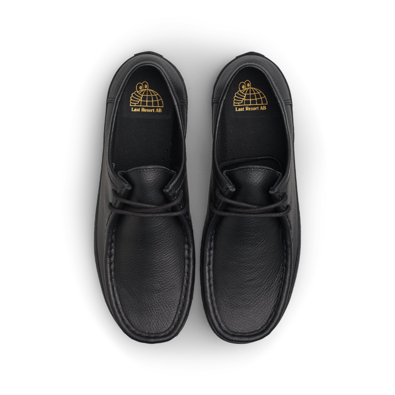 Last Resort AB VM006 Moc Black Black Leather – zwarte leren moc-toe skateschoen met vulcanized zool en tonale branding