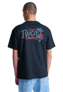RVCA Stingbay Pocket SS T-Shirt in Black met RVCA label print voor en tropical graphic achter, verkrijgbaar bij Revert 95 Haarlem
