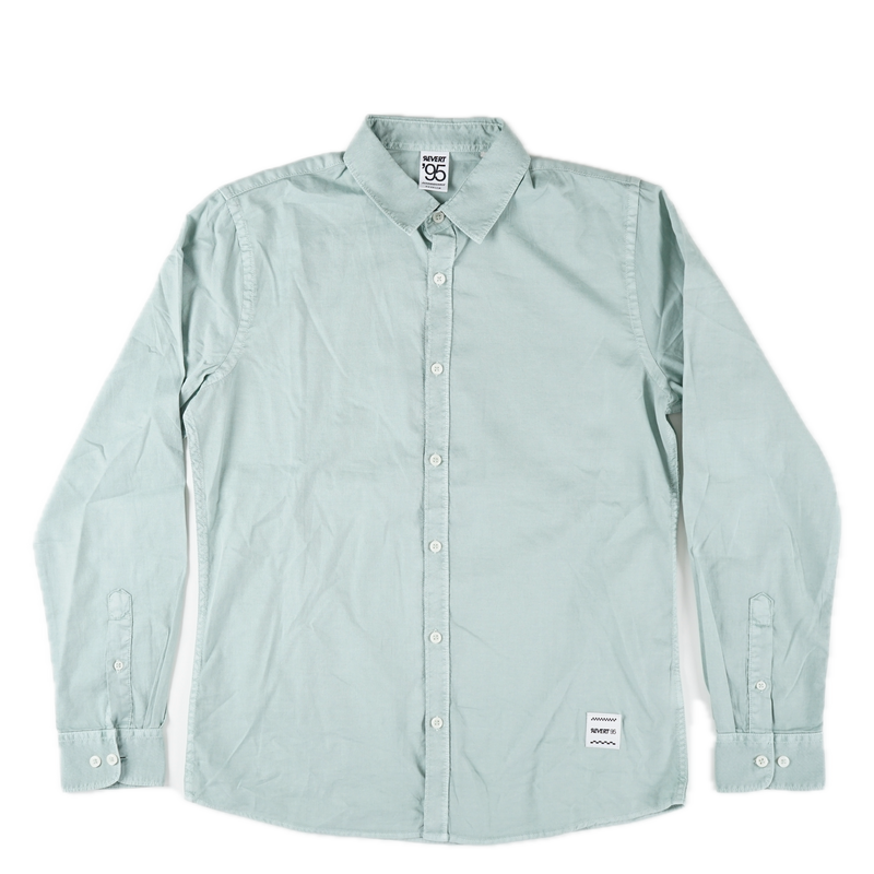 Koop het Revert 95 everydays are fiitted shirt veilig en snel bij Revert 95 online of kom hem checken in de winkel in Haarlem.