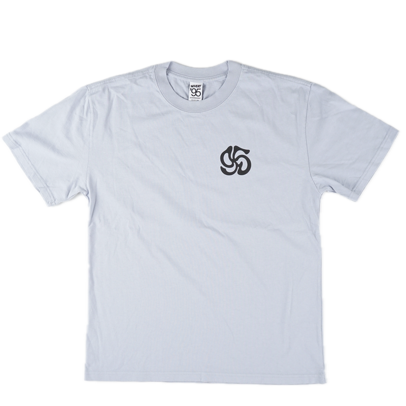 Koop het Revert 95 twisted heavy faded tee veilig en snel bij Revert 95 online of kom hem checken in de winkel in Haarlem.