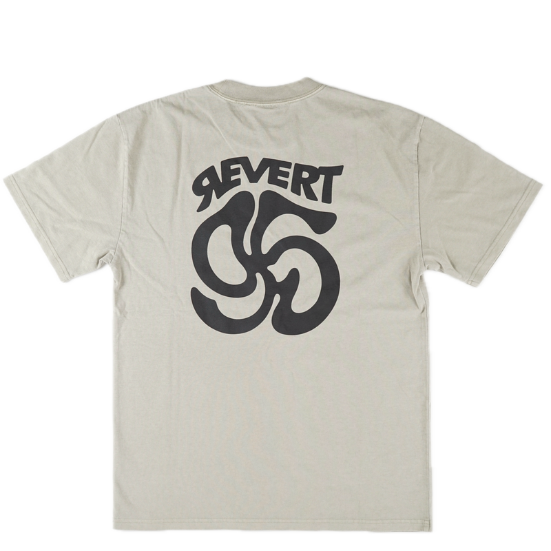 Koop het Revert 95 twisted heavy faded tee veilig en snel bij Revert 95 online of kom hem checken in de winkel in Haarlem.
