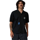 Santa Cruz Stamped Short Sleeve Shirt in Black, 100% cotton poplin camp collar button-up shirt met Stamped Dot graphic op linker borstzak mini Screaming Hand graphic op de voorkant contrast stitching en branded buttons, verkrijgbaar bij Revert 95 Haarlem