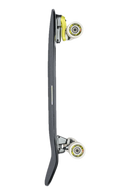 Globe Frothy Surfskate in Sea Saw colorway, 29.5 inch breed surfskate met Slant Surf trucks, 65mm/83A wielen en Resin-7 maple deck, volledig gemonteerd en direct rijklaar, verkrijgbaar bij Revert 95 Haarlem