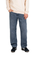 Clean denim, dagelijkse basis. De Reell Denim Solid in Smokey Blue is gemaakt om elke dag te dragen.