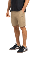 Reell Reflex Easy Cargo Short BR in Dark Sand, lichtgewicht Baby Ripstop cargo short met geritste zijzakken en welted zakken in warme beige zandkleur, verkrijgbaar bij Revert 95 Haarlem.
