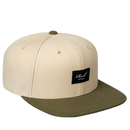 Reell Pitchout Cap, relaxed 6-panel snapback met curved peak embroidered Reell logo op voorkant en adjustable snapback closure one size fits most, verkrijgbaar bij Revert 95 Haarlem