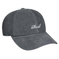 Reell Single Script Cap, 6-panel snapback met curved peak embroidered Reell script logo op voorkant embroidered ventilation eyelets en adjustable snapback closure verkrijgbaar in Black Cord Blue Grey Cord Blue Steel en Vintage Burgundy Cord, verkrijgbaar bij Revert 95 Haarlem