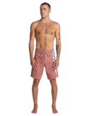 RVCA Trax 18 inch Boardshort in Rust, 52% cotton 43% polyester 5% elastane boardshort met drawcord closure button fly mini motors patch op linkerbeen en back patch pocket met RVCA solo label in warme roestige Rust colorway, verkrijgbaar bij Revert 95 Haarlem