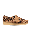 Clarks Originals Wallabee Tiger Print damesschoen met pony hair bovenkant, handgestikte mocassin constructie en naturelle crepe zool, verkrijgbaar bij Revert 95 Haarlem