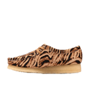 Clarks Originals Wallabee Tiger Print damesschoen met pony hair bovenkant, handgestikte mocassin constructie en naturelle crepe zool, verkrijgbaar bij Revert 95 Haarlem