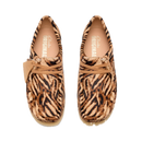 Clarks Originals Wallabee Tiger Print damesschoen met pony hair bovenkant, handgestikte mocassin constructie en naturelle crepe zool, verkrijgbaar bij Revert 95 Haarlem