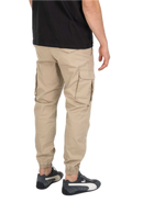 De Reell Reflex Cargo LW bij Revert 95. Lichtgewicht Flex Twill, tapered fit en vier zakken. Verkrijgbaar in Black, Light Olive en Beige. Bestel online of haal af in Haarlem.