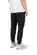 De Reell Reflex Cargo LW bij Revert 95. Lichtgewicht Flex Twill, tapered fit en vier zakken. Verkrijgbaar in Black, Light Olive en Beige. Bestel online of haal af in Haarlem.