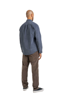 Reell Strike Shirt Baby Cord Aqua Grey, overhemd van 100% cotton 16-wale corduroy met rechte pasvorm en geweven label op de schouder, maten S-XL, verkrijgbaar bij Revert 95 Haarlem