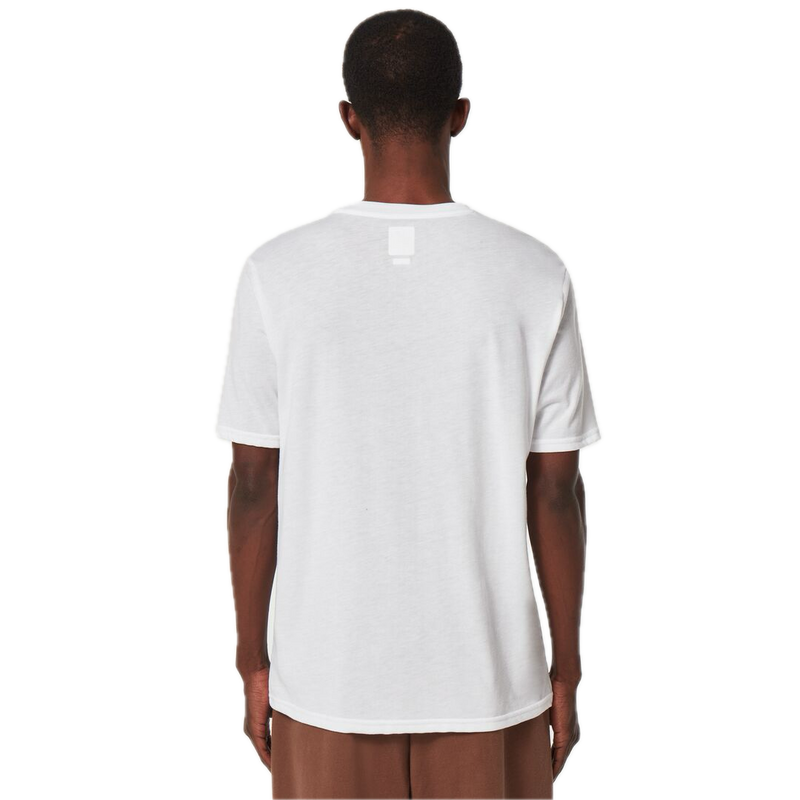 Koop het Oakley O Bold Ellipse T-shirt  en snel bij Revert 95 online of kom hem checken in de winkel in Haarlem.