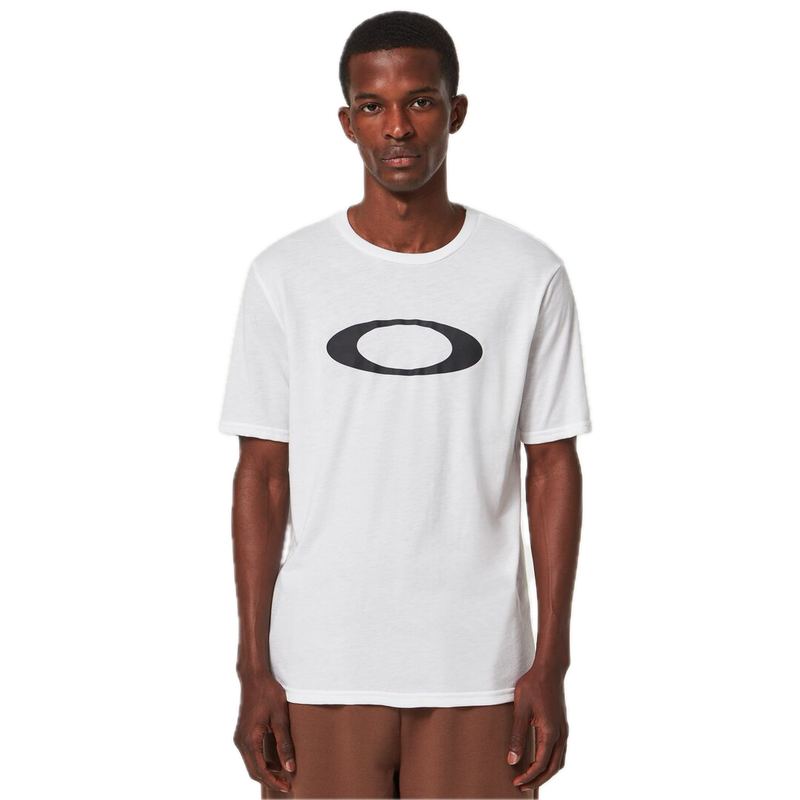 Koop het Oakley O Bold Ellipse T-shirt  en snel bij Revert 95 online of kom hem checken in de winkel in Haarlem.